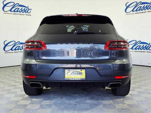 2017 Porsche Macan Base