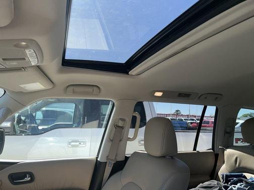 2022 Nissan Armada SL 2WD