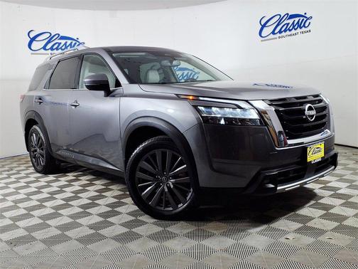 2022 Nissan Pathfinder SL 2WD