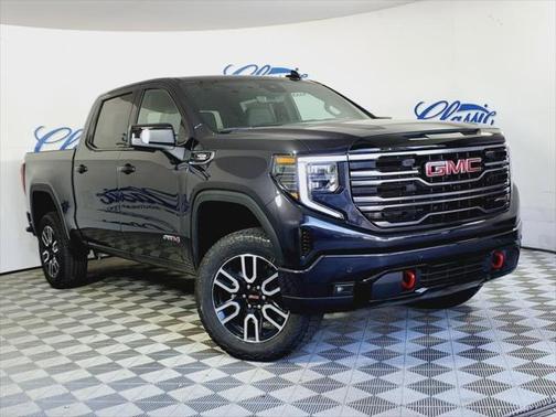 2025 GMC Sierra 1500 AT4