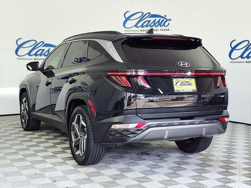 Black 2023 Hyundai TUCSON Limited