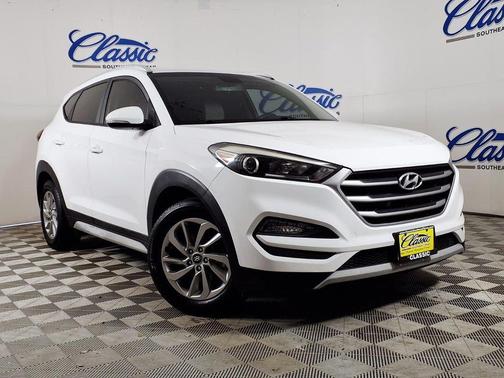 White 2017 Hyundai TUCSON Eco