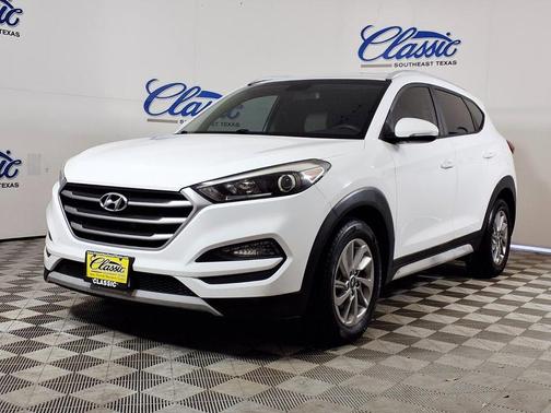 White 2017 Hyundai TUCSON Eco