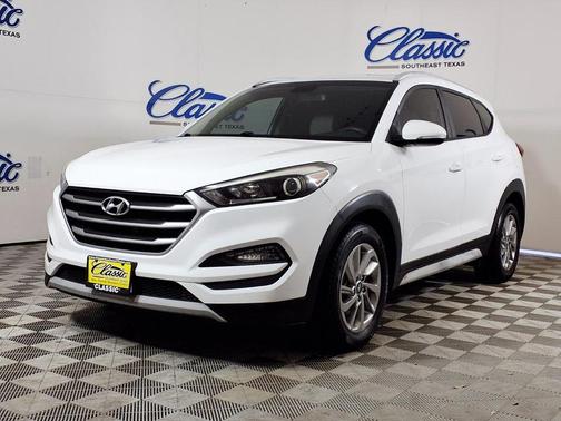White 2017 Hyundai TUCSON Eco