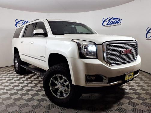 White 2015 GMC Yukon XL 1500 Denali