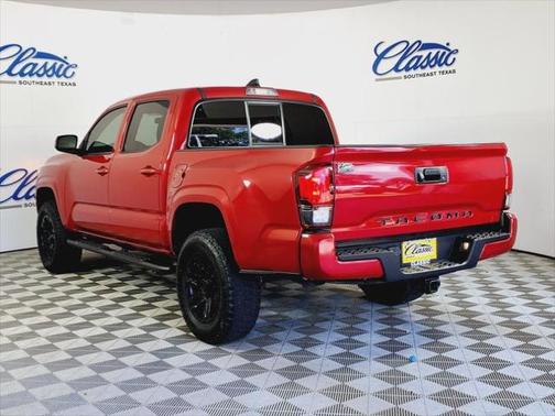 2022 Toyota Tacoma SR