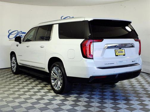 2021 GMC Yukon XL SLT