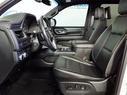 2021 GMC Yukon XL SLT