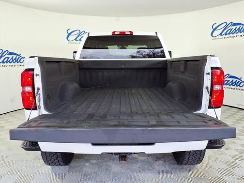 2018 Chevrolet Silverado 1500 Custom