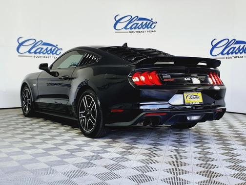 2022 Ford Mustang GT