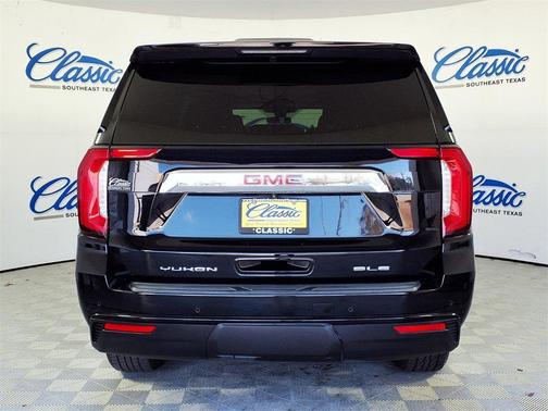 2022 GMC Yukon XL SLE