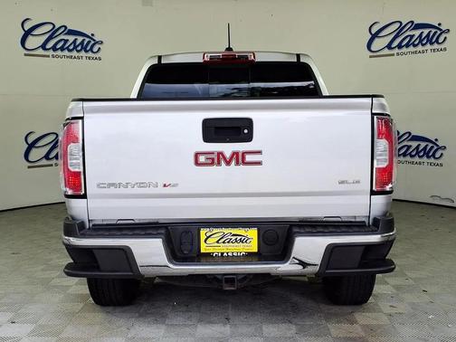 Gray 2019 GMC Canyon SLE
