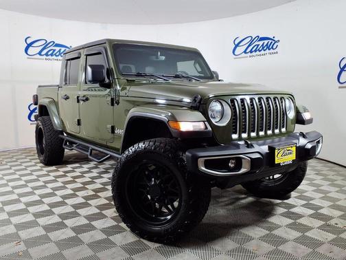 Green 2021 Jeep Gladiator Overland