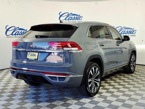 2023 Volkswagen Atlas Cross Sport 3.6L V6 SEL Premium R-Line