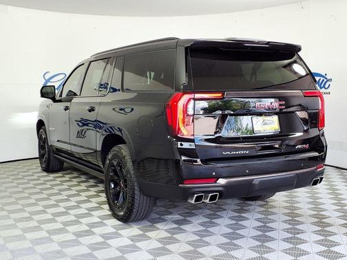 2025 GMC Yukon XL 4WD AT4 Ultimate