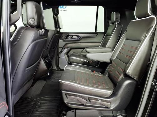 Black 2025 GMC Yukon XL 4WD AT4 Ultimate
