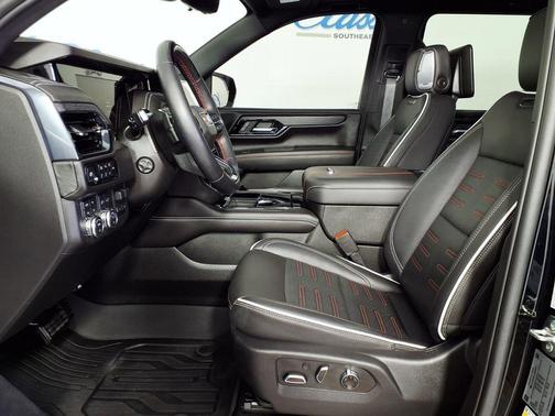 2025 GMC Yukon XL 4WD AT4 Ultimate