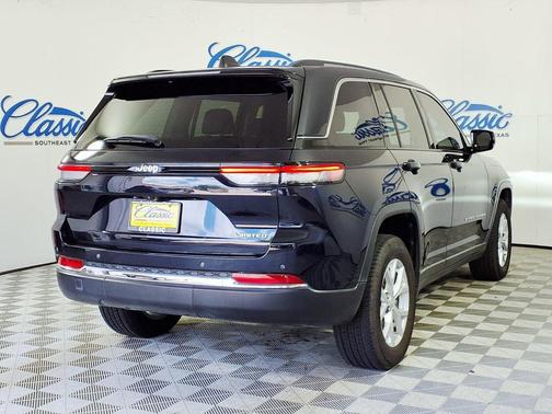Blue 2024 Jeep Grand Cherokee Limited
