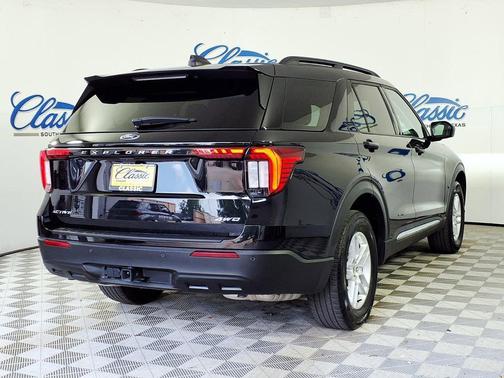 Black 2025 Ford Explorer Active