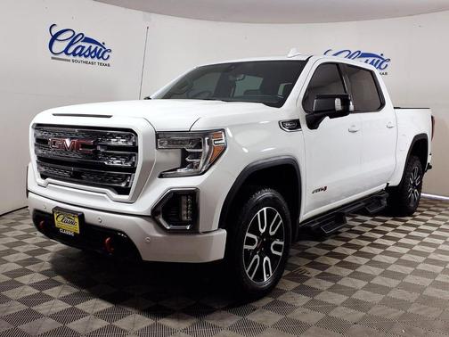 White 2019 GMC Sierra 1500 AT4