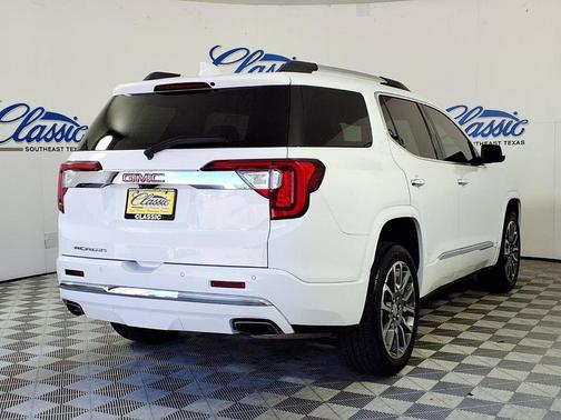 2021 GMC Acadia Denali