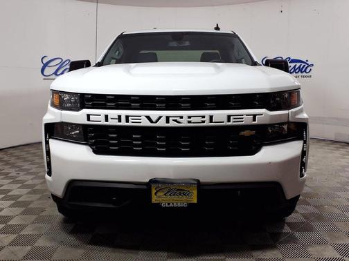 White 2020 Chevrolet Silverado 1500 Custom