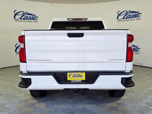 White 2020 Chevrolet Silverado 1500 Custom