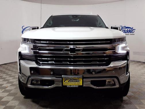 White 2022 Chevrolet Silverado 1500 Limited LTZ