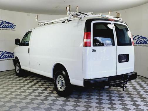 2017 Chevrolet Express 2500 Work Van