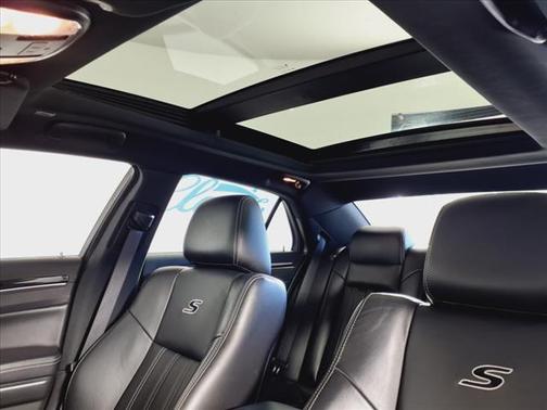 2023 Chrysler 300 S