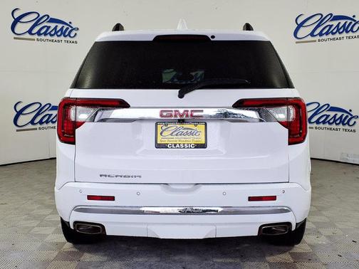 White 2023 GMC Acadia Denali