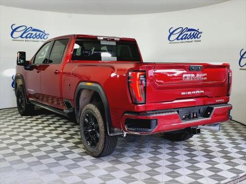 2025 GMC Sierra 2500 AT4