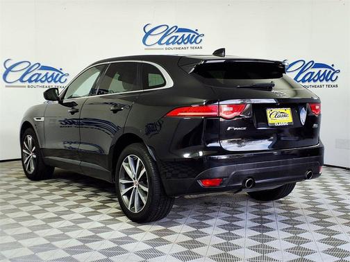 2017 Jaguar F-PACE 35t Prestige
