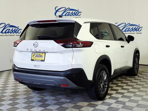 White 2023 Nissan Rogue S