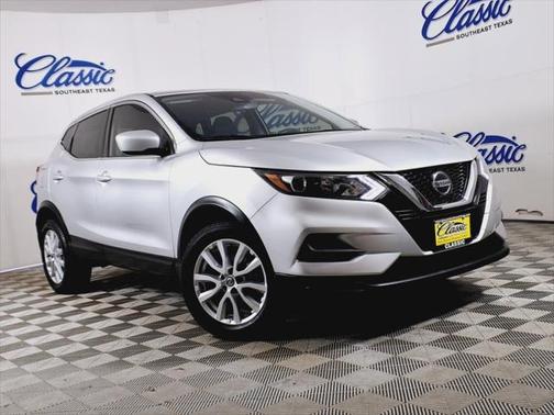 2022 Nissan Rogue Sport S