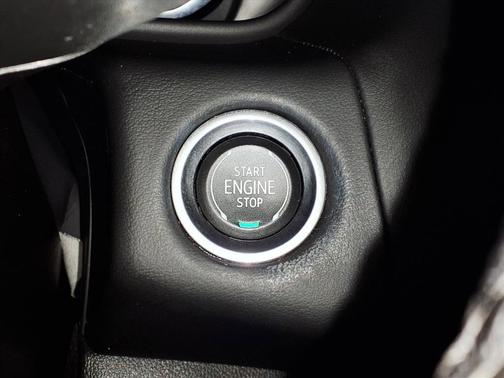 2023 GMC Yukon SLE