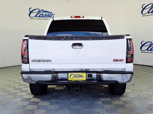 2006 GMC Sierra 1500 SL Crew Cab