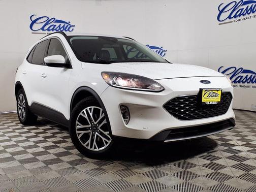 White 2021 Ford Escape SEL