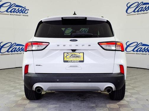 White 2021 Ford Escape SEL