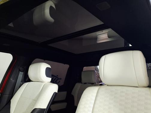 2022 Toyota Tundra Hybrid Capstone