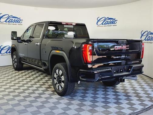 2025 GMC Sierra 2500 Denali