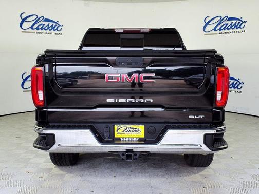 Black 2021 GMC Sierra 1500 SLT