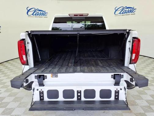 White 2019 GMC Sierra 1500 Denali