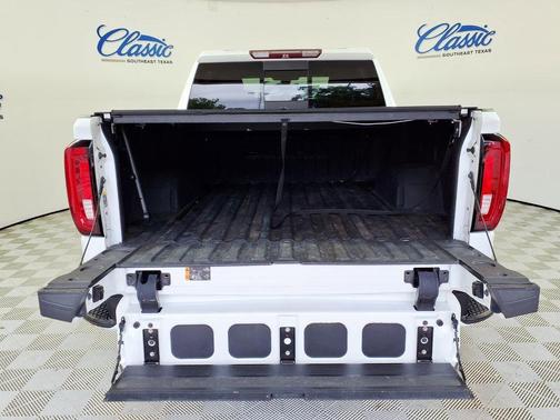 White 2019 GMC Sierra 1500 Denali