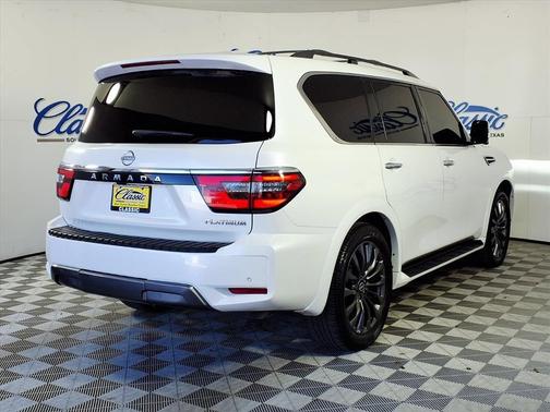 2024 Nissan Armada Platinum 2WD