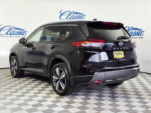 2024 Nissan Rogue SL