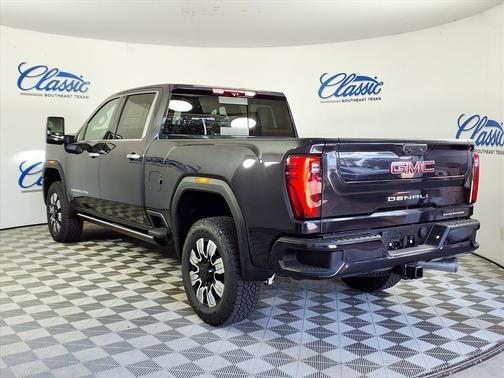 2025 GMC Sierra 2500 Denali