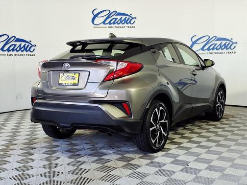 2021 Toyota C-HR XLE