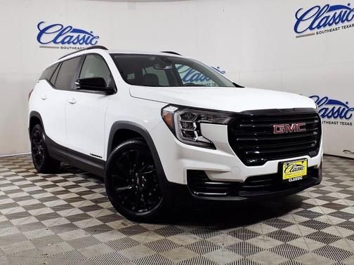 White 2024 GMC Terrain SLE
