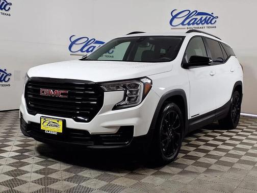White 2024 GMC Terrain SLE